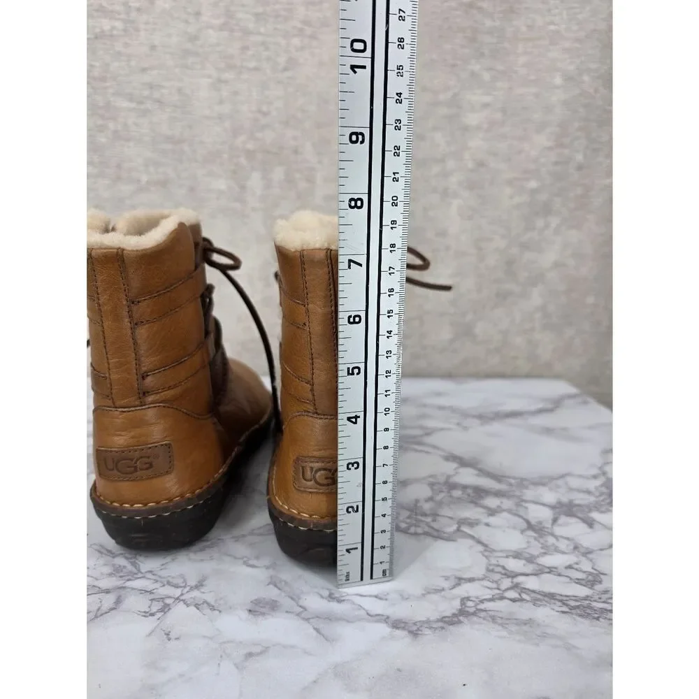 UGG Caspia 1932 Tan Leather Lace Up Ankle Sheepskin Warm Boots Womens Sz 9